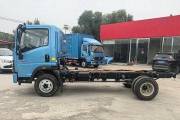 ����HOWOͳ˧ ��ɲ 4.15�׵��Ŵ��綯��դʽ�Ῠ ����ʱ��140.41kWhͼƬ