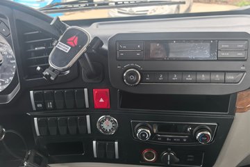 ����HOWOͳ˧ ��ɲ 4.15�׵��Ŵ��綯��դʽ�Ῠ ����ʱ��140.41kWhͼƬ