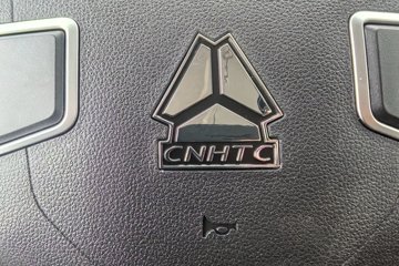 ����HOWOͳ˧ ��ɲ 4.15�׵��Ŵ��綯��դʽ�Ῠ ����ʱ��140.41kWhͼƬ