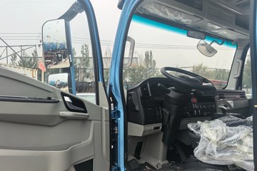 ����HOWOͳ˧ ��ɲ 4.15�׵��Ŵ��綯��դʽ�Ῠ ����ʱ��140.41kWhͼƬ