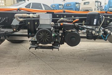 ����HOWOͳ˧ ��ɲ 4.15�׵��Ŵ��綯��դʽ�Ῠ ����ʱ��140.41kWhͼƬ