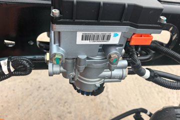 ����HOWOͳ˧ ��ɲ 4.15�׵��Ŵ��綯��դʽ�Ῠ ����ʱ��140.41kWhͼƬ