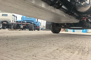 ����HOWOͳ˧ ��ɲ 4.15�׵��Ŵ��綯��դʽ�Ῠ ����ʱ��140.41kWhͼƬ