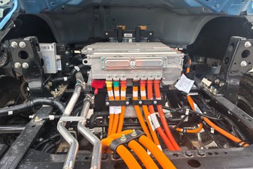 ����HOWOͳ˧ ��ɲ 4.15�׵��Ŵ��綯��դʽ�Ῠ ����ʱ��140.41kWhͼƬ