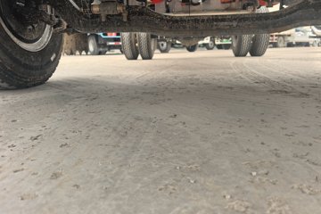 ����HOWOͳ˧ ��ɲ 4.15�׵��Ŵ��綯��դʽ�Ῠ ����ʱ��140.41kWhͼƬ