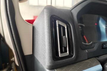 ����HOWO����PRO 2.5L���� 170���� ��ʿ��8�� 4.15�׵��������ῨͼƬ