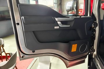 ����HOWO����PRO 2.5L���� 170���� ��ʿ��8�� 4.15�׵��������ῨͼƬ