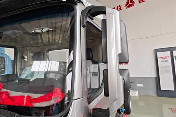 ����HOWO����PRO 2.5L���� 170���� ��ʿ��8�� 4.15�׵��������ῨͼƬ