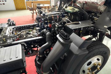 ����HOWO����PRO 2.5L���� 170���� ��ʿ��8�� 4.15�׵��������ῨͼƬ