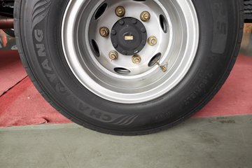 ����HOWO����PRO 2.5L���� 170���� ��ʿ��8�� 4.15�׵��������ῨͼƬ