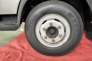 ����HOWO����PRO 2.5L���� 170���� ��ʿ��8�� 4.15�׵��������ῨͼƬ