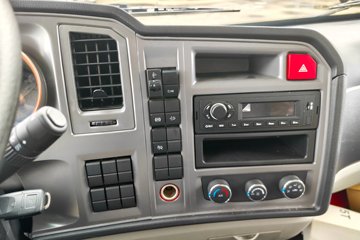 �й�����HOWO ���� 155���� 4.15�׵�����ʽ�ῨͼƬ