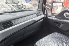 东风商用车 天龙KL重卡 490马力 6X4 牵引车(440后桥) 东风商用车 天龙KL重卡 490马力 6X4 牵引车(440后桥)