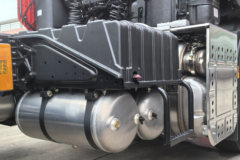 东风商用车 天龙KL重卡 490马力 6X4 牵引车(440后桥) 东风商用车 天龙KL重卡 490马力 6X4 牵引车(440后桥)