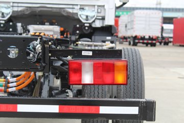 ����HOWO�Ῠ���� 4.15�׵��Ŵ��綯��դʽ�Ῠ ����ʱ��140.41kWhͼƬ