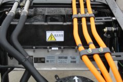 重汽HOWO轻卡悍将 4.15米单排纯电动仓栅式轻卡 宁德时代140.41kWh