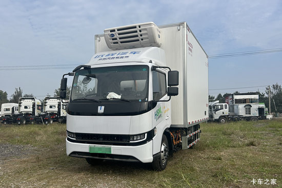 Զ�� ����H8M ���˰� 4X2 4.02�׵��ż״����ʽ���̻�϶�����س� �˹���21.02kWh