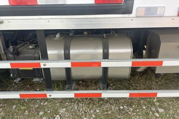 Զ�� ����H8M ���˰� 4X2 4.02�׵��ż״����ʽ���̻�϶�����س� �˹���21.02kWhͼƬ