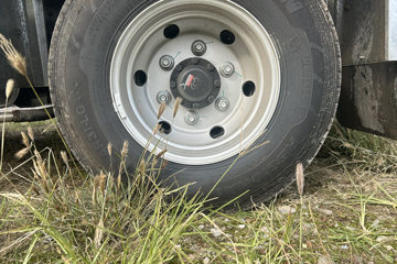 Զ�� ����H8M ���˰� 4X2 4.02�׵��ż״����ʽ���̻�϶�����س� �˹���21.02kWhͼƬ