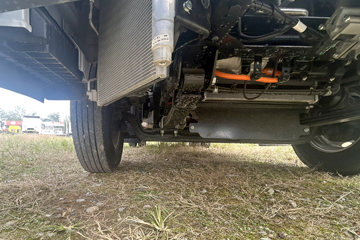 Զ�� ����H8M ���˰� 4X2 4.02�׵��ż״����ʽ���̻�϶�����س� �˹���21.02kWhͼƬ