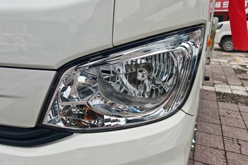 ���� ����M1 ������ 1.6L 105���� CNG 3.3�׵�������΢��ͼƬ