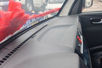 ���� ����M1 ������ 1.6L 105���� CNG 3.3�׵�������΢��ͼƬ