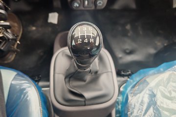 ���� ����M1 ������ 1.6L 105���� CNG 3.3�׵�������΢��ͼƬ