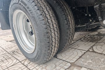 ���� ����M1 ������ 1.6L 105���� CNG 3.3�׵�������΢��ͼƬ