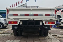 福田 祥菱M1 豪华型 1.6L 105马力 CNG 3.3米单排栏板微卡