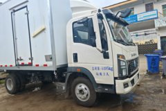 重汽HOWO统帅 4x2 4.08米单排纯电动冷藏车 140.41kWh