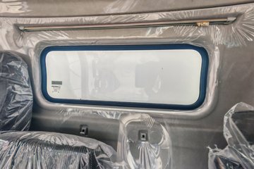 ����HOWOͳ˧ 4x2 4.08�׵��Ŵ��綯��س� 140.41kWhͼƬ