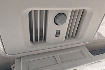 ����HOWOͳ˧ 4x2 4.08�׵��Ŵ��綯��س� 140.41kWhͼƬ