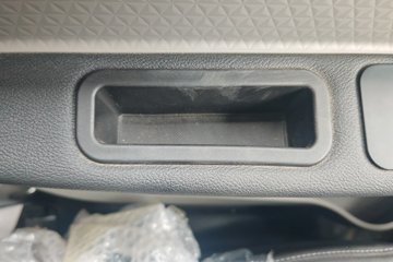 ����HOWOͳ˧ 4x2 4.08�׵��Ŵ��綯��س� 140.41kWhͼƬ