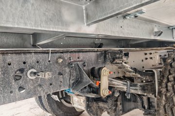 ����HOWOͳ˧ 4x2 4.08�׵��Ŵ��綯��س� 140.41kWhͼƬ