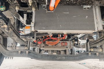 ����HOWOͳ˧ 4x2 4.08�׵��Ŵ��綯��س� 140.41kWhͼƬ