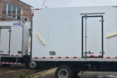 重汽HOWO统帅 4x2 4.08米单排纯电动冷藏车 140.41kWh