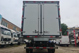 统帅&nbsp;电动冷藏车上装图片