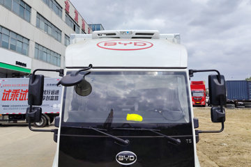 ���ǵ�T5 �Ƽ��� 4.5T 3.945�׵��Ŵ��綯��س�100kWhͼƬ