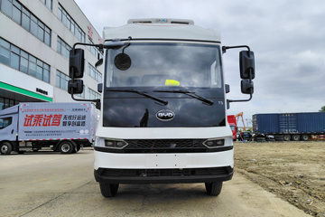 ���ǵ�T5 �Ƽ��� 4.5T 3.945�׵��Ŵ��綯��س�100kWhͼƬ