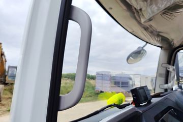 ���ǵ�T5 �Ƽ��� 4.5T 3.945�׵��Ŵ��綯��س�100kWhͼƬ