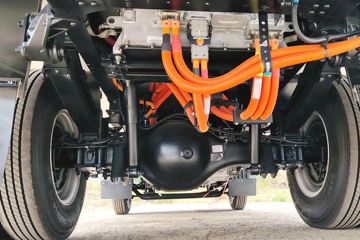 ���ǵ�T5 �Ƽ��� 4.5T 3.945�׵��Ŵ��綯��س�100kWhͼƬ