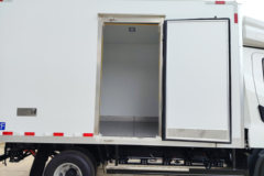 比亚迪T5 科技版 4.5T 3.945米单排纯电动冷藏车100kWh