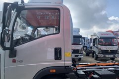 重汽HOWO统帅 4.15米单排纯电动仓栅式轻卡 宁德时代100.07kWh