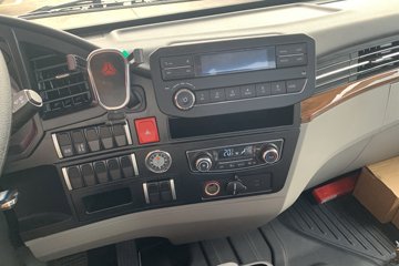 ����HOWOͳ˧ 4.15�׵��Ŵ��綯��դʽ�Ῠ ����ʱ��100.07kWhͼƬ