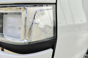 ���ǵ�T5EV ��ҵ�� 4.5T 4.03�׵��Ŵ��綯��ʽ�Ῠ100kWhͼƬ