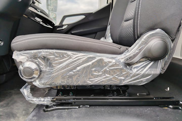 ���ǵ�T5EV ��ҵ�� 4.5T 4.03�׵��Ŵ��綯��ʽ�Ῠ100kWhͼƬ