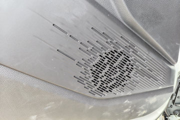 ���ǵ�T5EV ��ҵ�� 4.5T 4.03�׵��Ŵ��綯��ʽ�Ῠ100kWhͼƬ