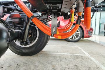 ���ǵ�T5EV ��ҵ�� 4.5T 4.03�׵��Ŵ��綯��ʽ�Ῠ100kWhͼƬ