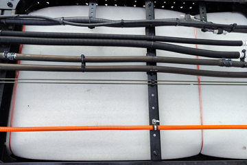 ���ǵ�T5EV ��ҵ�� 4.5T 4.03�׵��Ŵ��綯��ʽ�Ῠ100kWhͼƬ