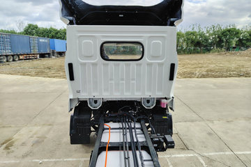 ���ǵ�T5EV ��ҵ�� 4.5T 4.03�׵��Ŵ��綯��ʽ�Ῠ100kWhͼƬ